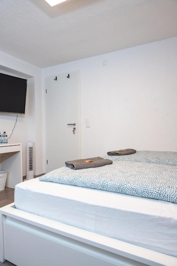 #3 Bequemes Zimmer Mit Pool Und Garten Memmingen Exterior foto