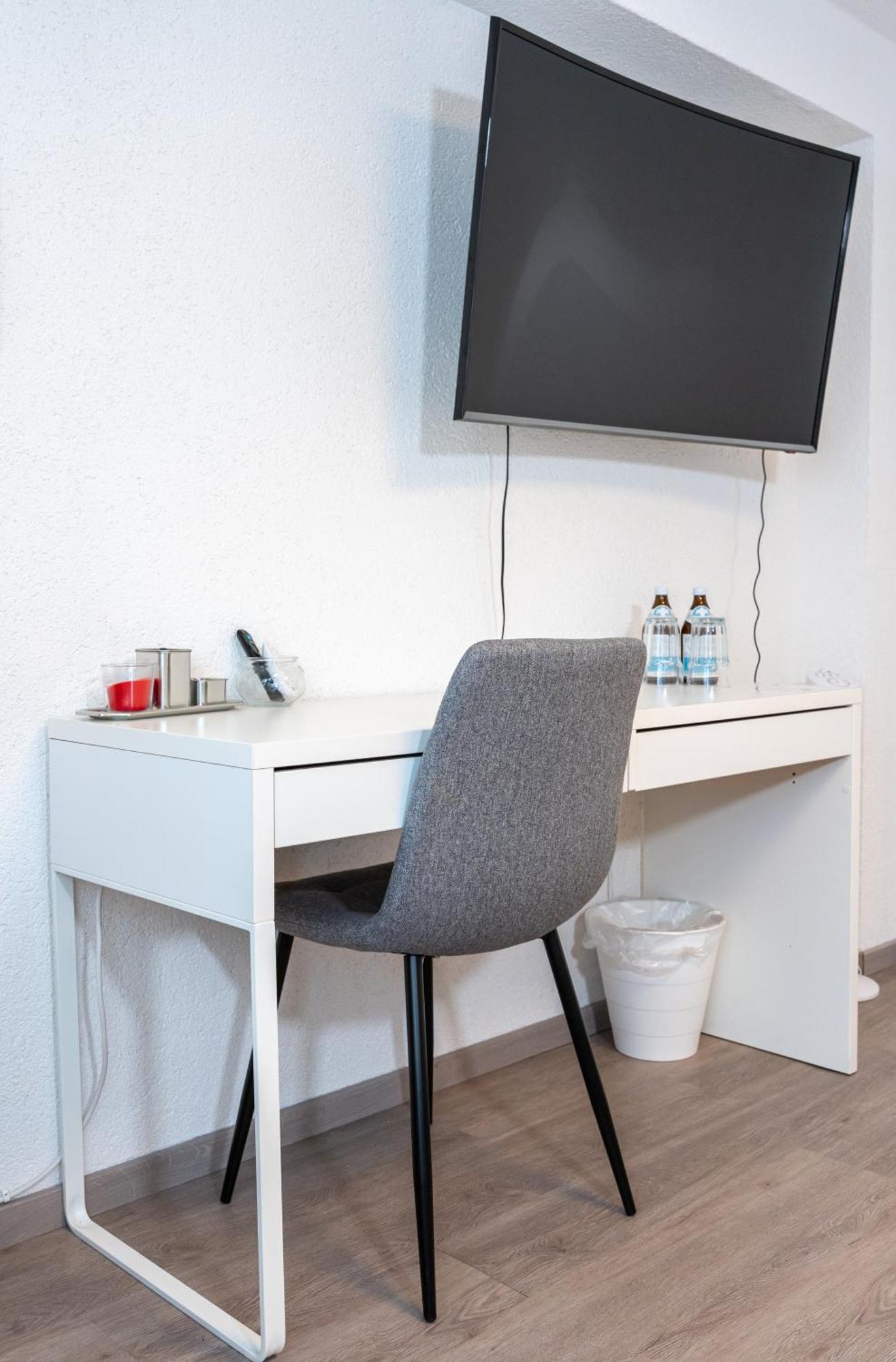 #3 Bequemes Zimmer Mit Pool Und Garten Memmingen Exterior foto